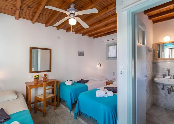 Marias Sea View Guest house 3*